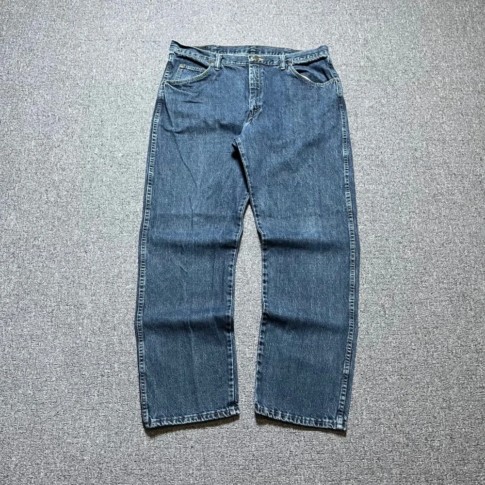 Wrangler inseam 31